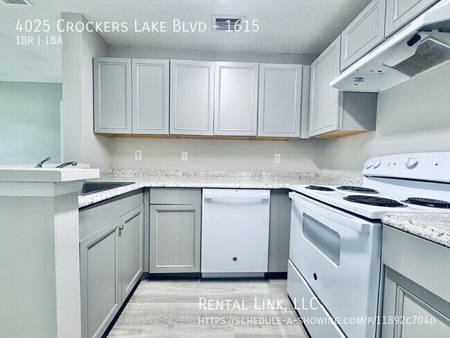 Building Photo - 4025 Crockers Lake Blvd