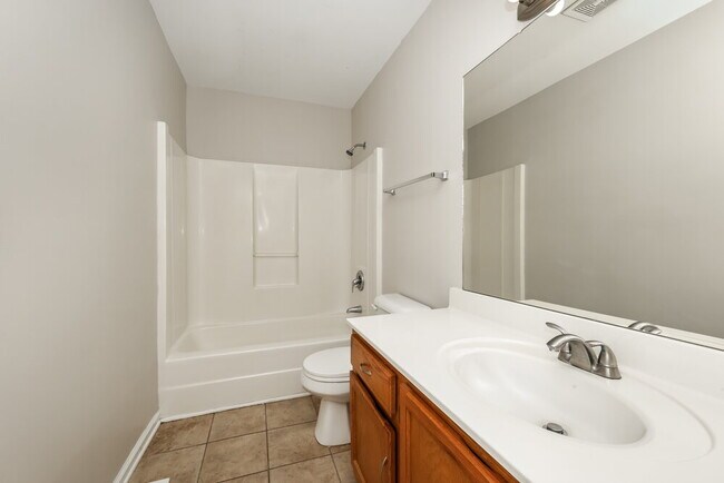 Building Photo - 3608 Rutherford Dr