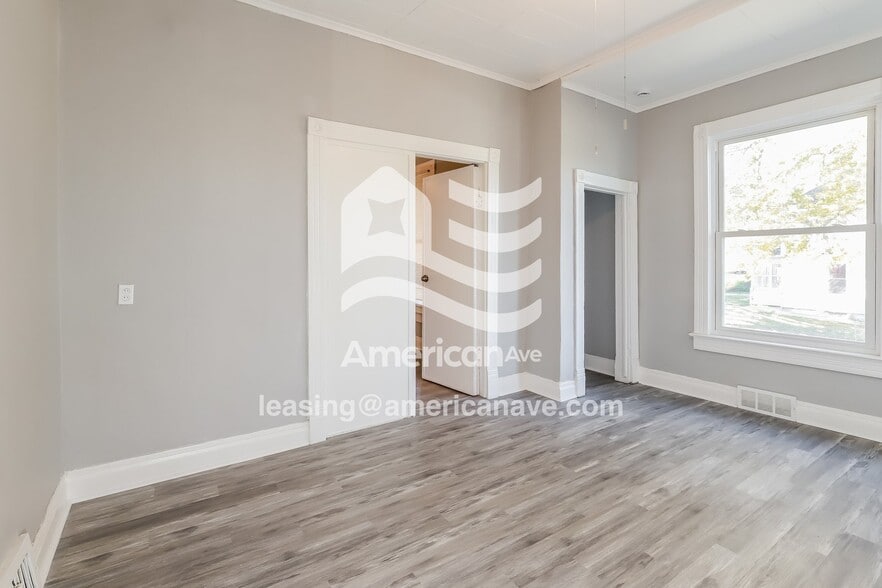 Building Photo - 4503 S 21st St