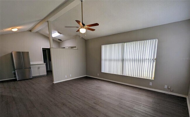 Building Photo - 2201 24th Ave W