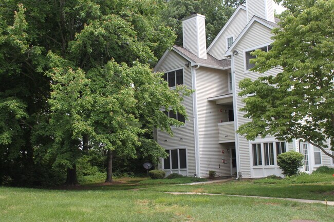 Top Floor Condo View - 4454 Lord Loudoun Ct