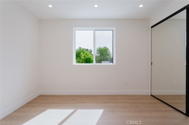 Building Photo - 6329 Ranchito Ave