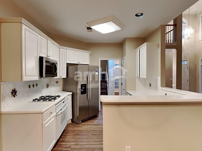 Building Photo - 3178 Vickery Dr NE