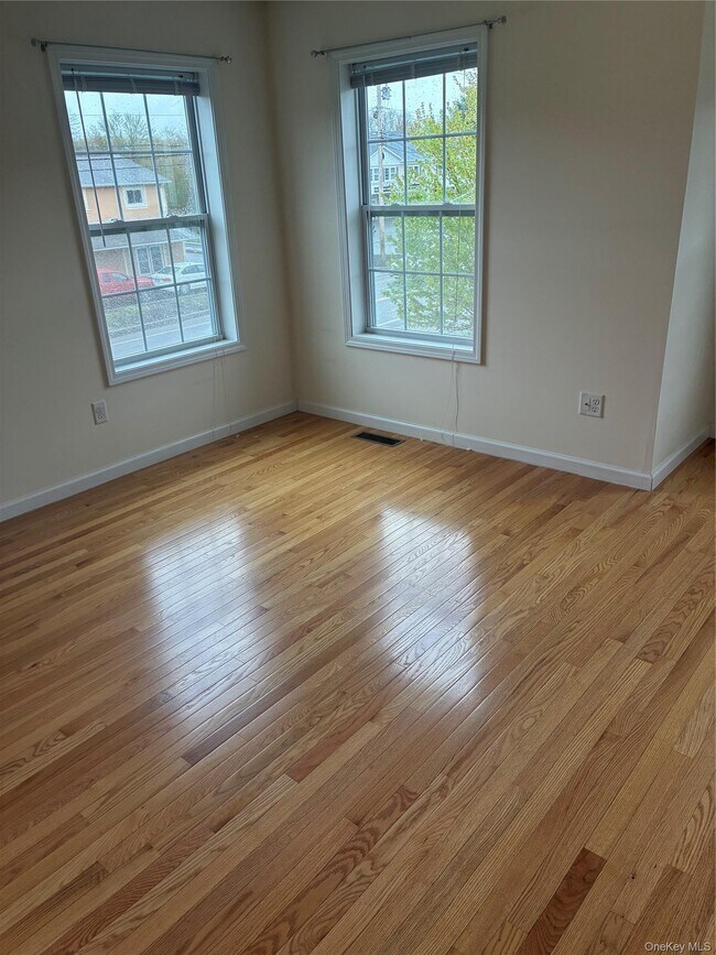 Building Photo - 2410 NY-82
