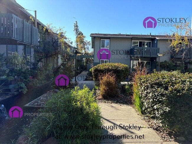 Building Photo - 1036 Oak Grove Rd