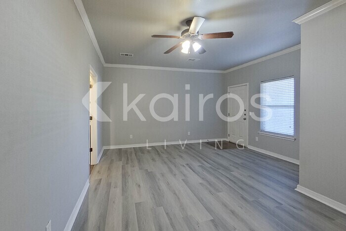 Building Photo - 7110 Mosley St