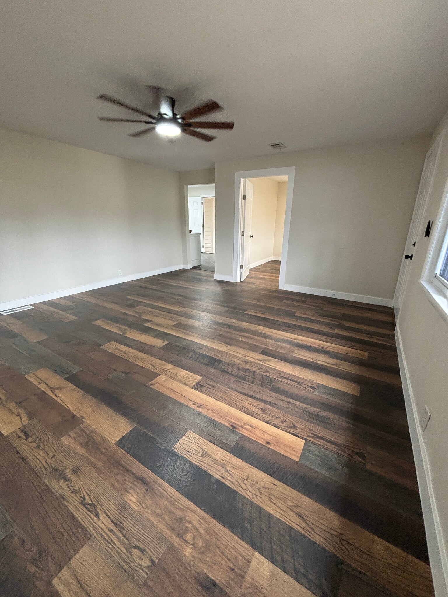 Building Photo - 1105 Reynolds Rd