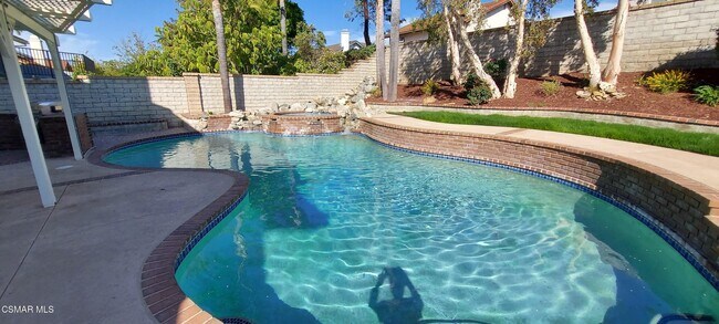 Building Photo - 748 Azure Hills Dr