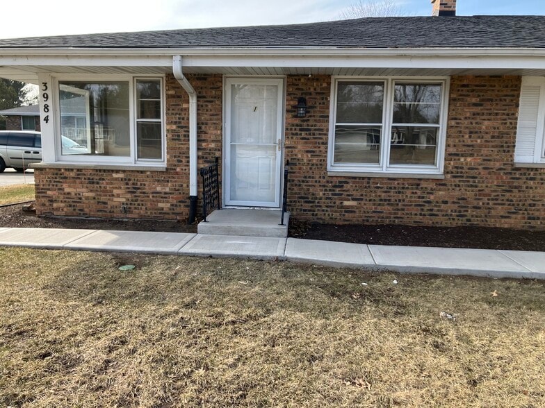 Building Photo - 3984 Owen Center Rd