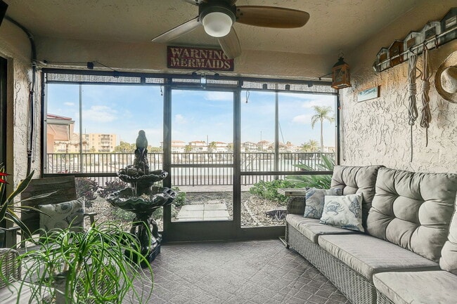 Building Photo - 4770 Brittany Dr S