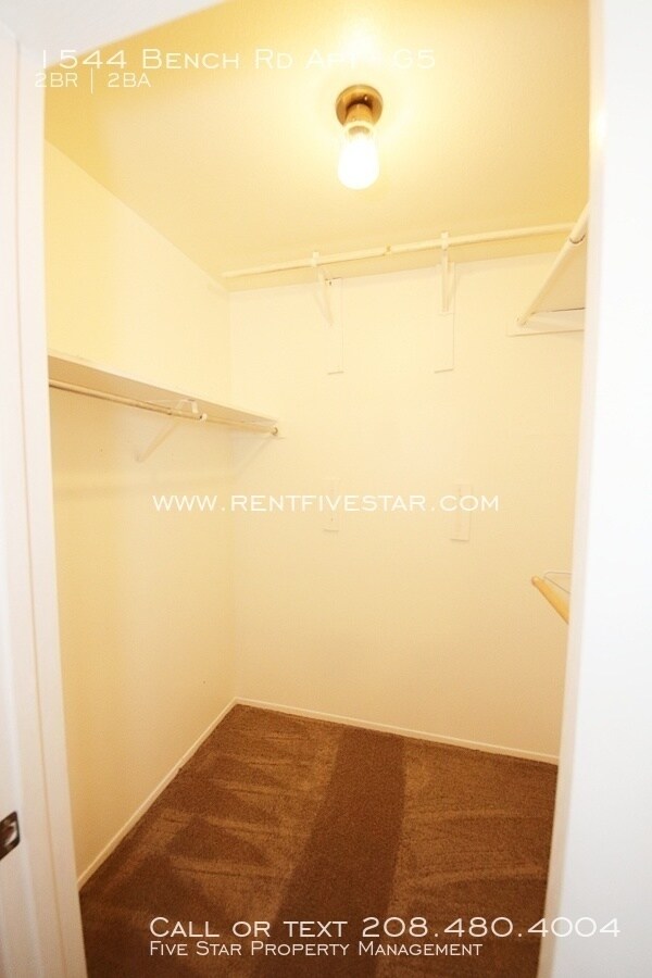 Building Photo - 1544 Bench Rd