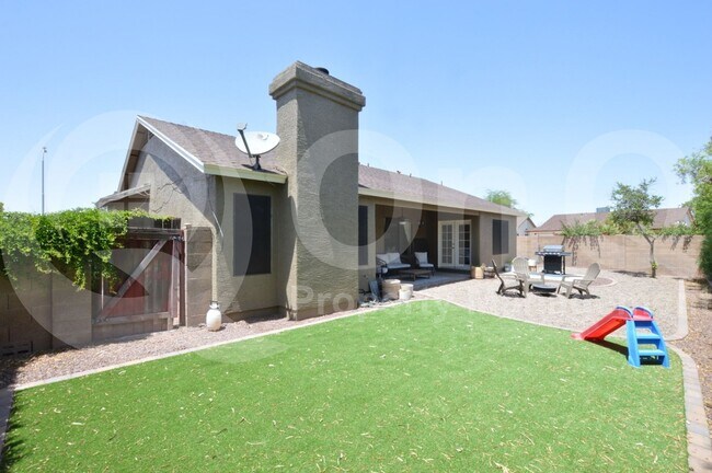 Building Photo - 6609 N 85th Dr