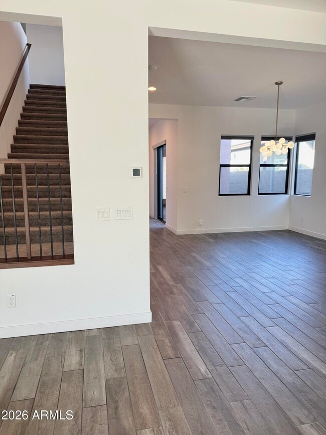 Building Photo - 821 E Monte Wy