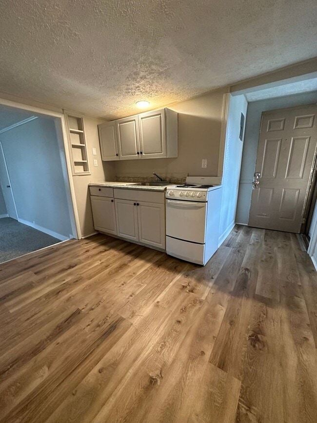 Building Photo - 2415 N 19th St