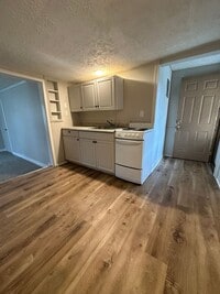 Building Photo - 2415 N 19th St