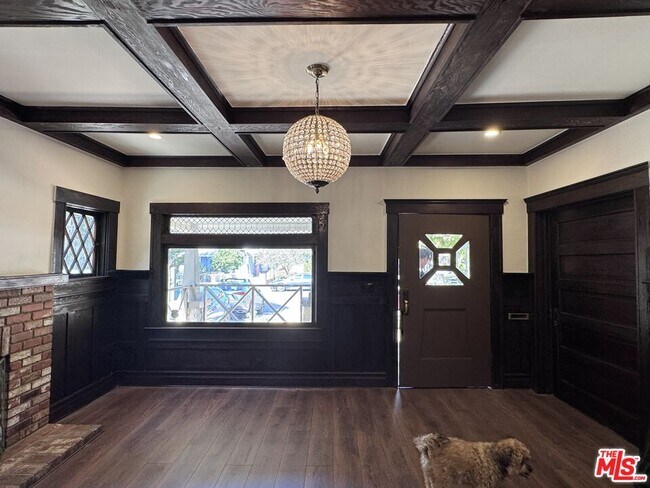 Building Photo - 2180 W 31st St
