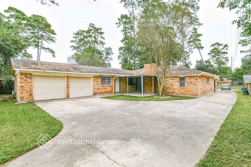 Building Photo - 17411 Glenhew Rd