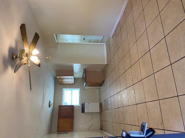 Building Photo - 709 11th St