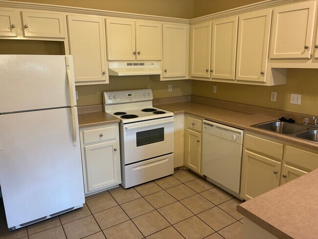 Building Photo - 97 Cypress Gln