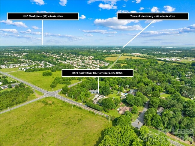 Building Photo - 8478 Rocky River Rd