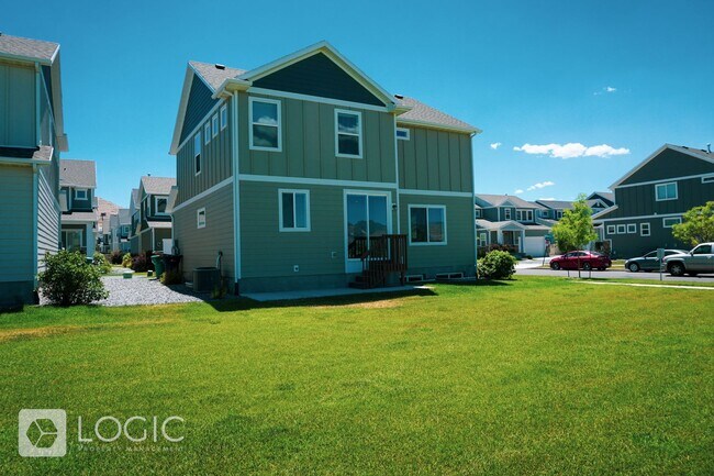 Building Photo - 15180 Gunpowder Ct