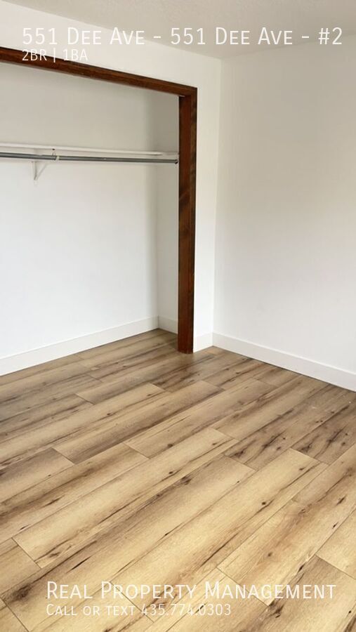 Building Photo - Renovated 2 Br. Available for immediate mo...