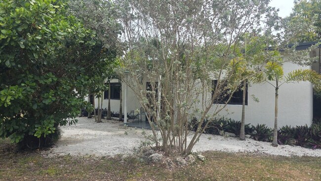 Building Photo - 15400 SW 237th St