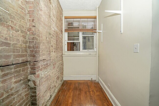 Building Photo - 363 3rd Ave