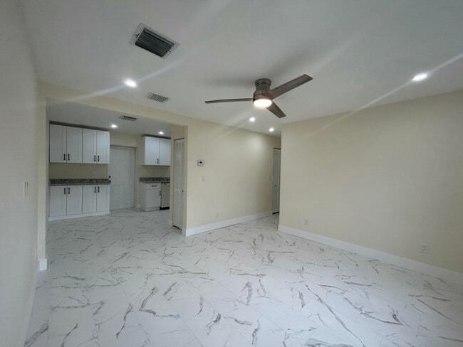 Building Photo - 3176 S 25th St