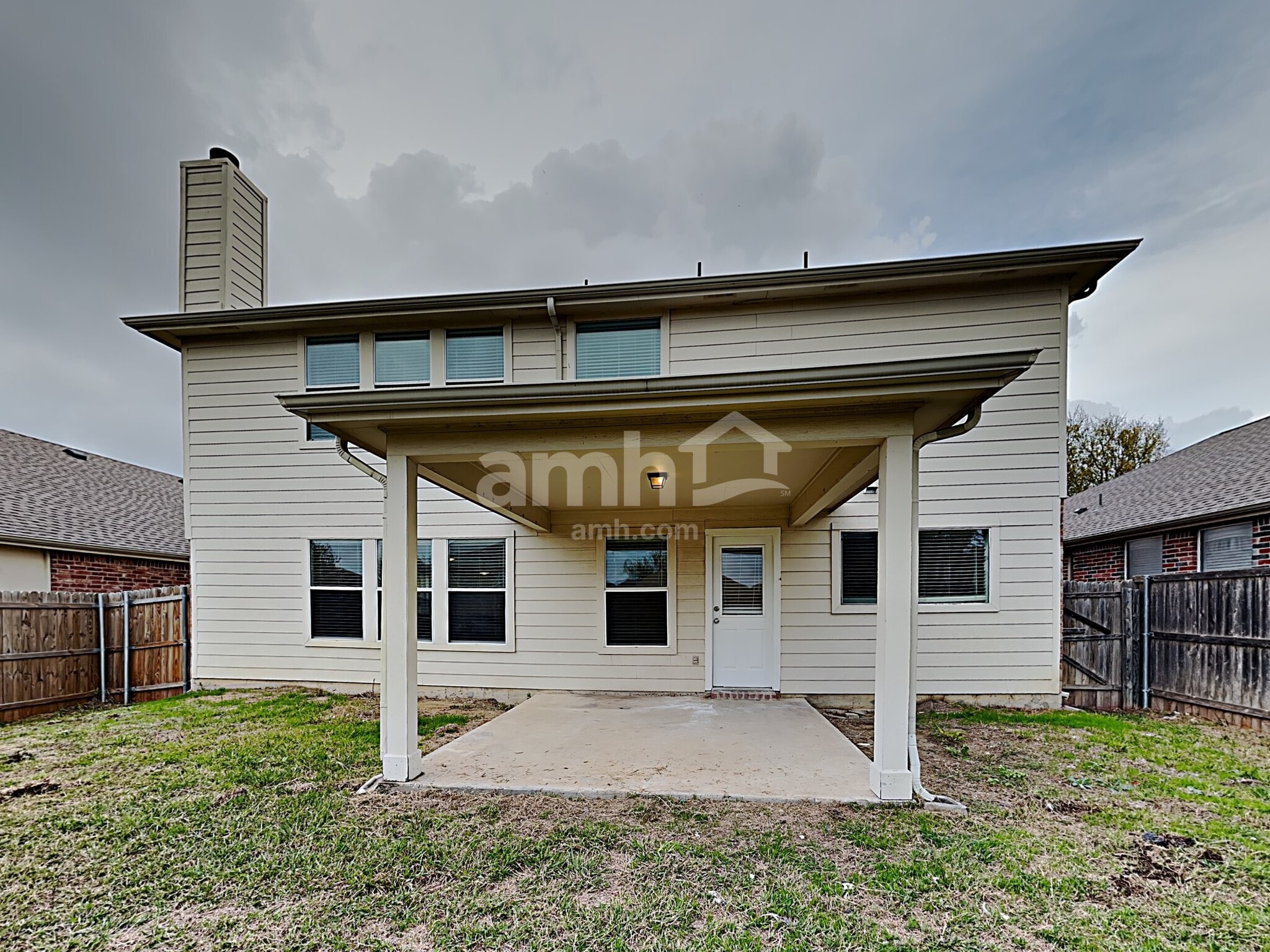 Building Photo - 2101 Hanakoa Falls Dr