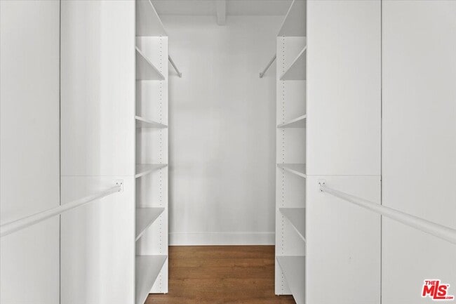 Building Photo - 12423 Martha St