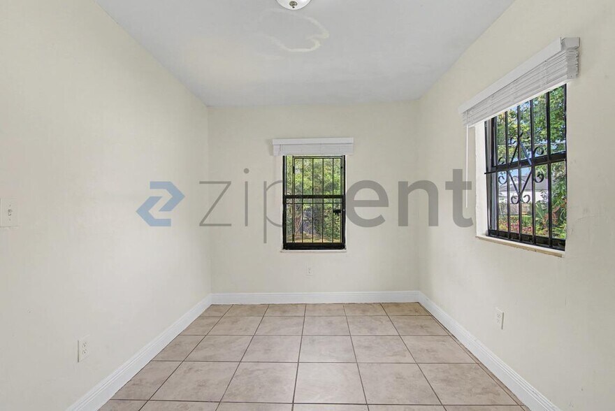 Building Photo - 943 NW 63rd St