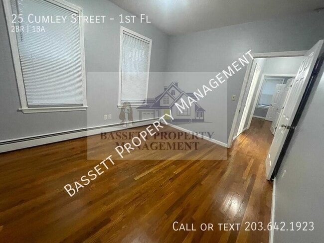 Building Photo - 25 Cumley St