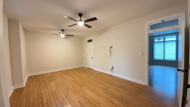 Building Photo - 3BR Home w/ 2-Car Garage | Prime Norfolk Location