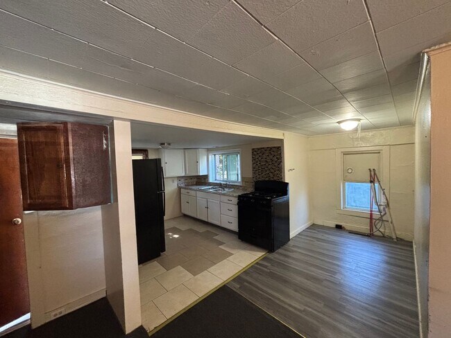 Primary Photo - JC Single Family Home in Convenient Locale