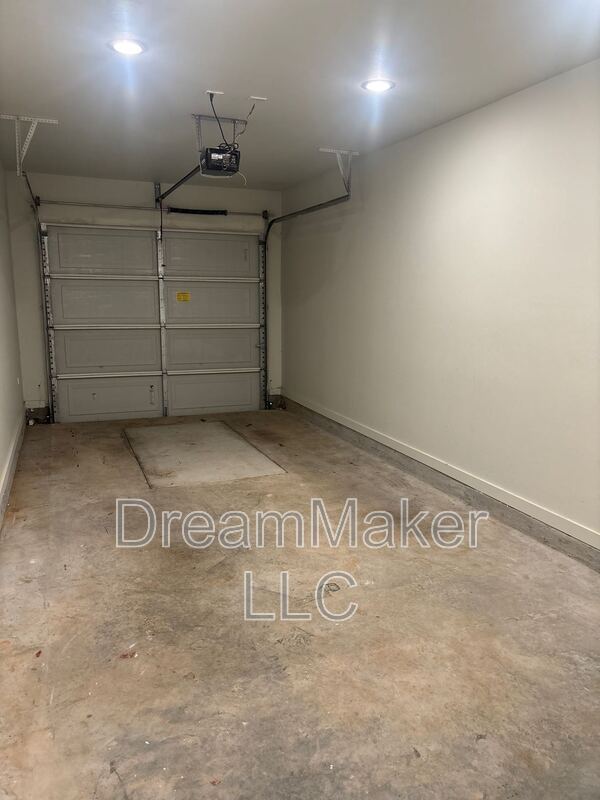 Building Photo - 1026 Riva Pkwy