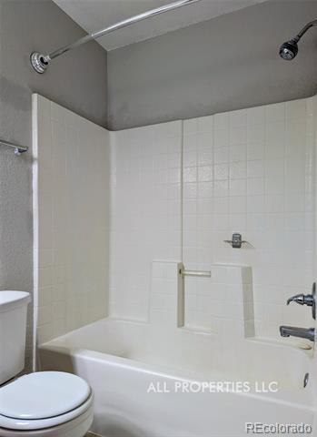 Building Photo - 1617 W 39th Ave