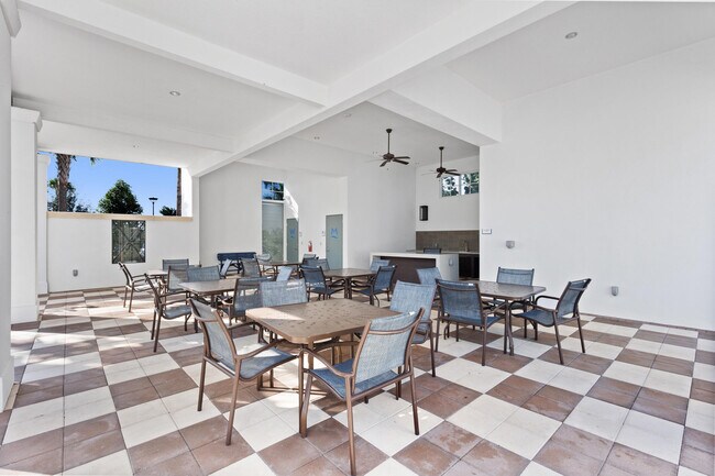 Building Photo - 14200 Lacebark Ln