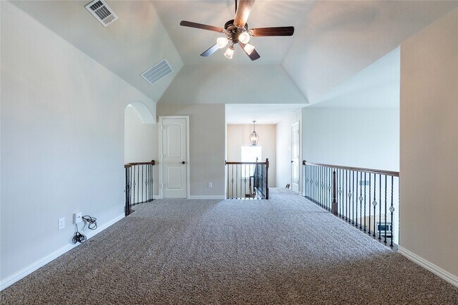 Building Photo - 3312 Blue Jay Ln