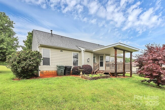 Building Photo - 2916 Dairy Farm Dr
