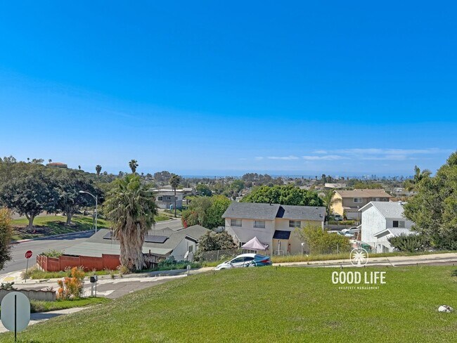 Building Photo - Beautiful 3BD/2BA House in Encanto W/ A/C, W/D, 2-Car Garage, Large Front & Backyard!