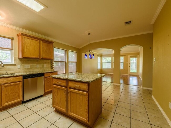 Building Photo - 14616 Springs Edge Dr
