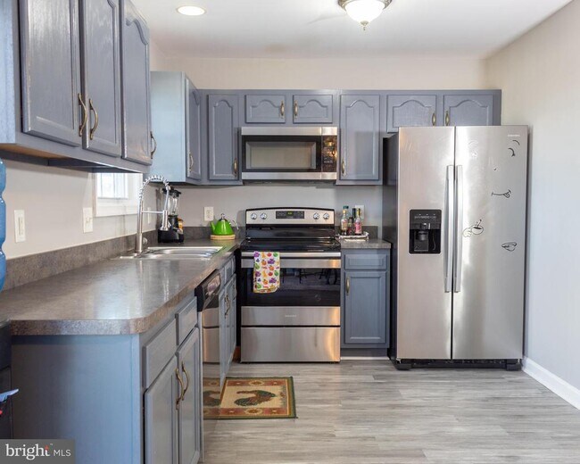 Building Photo - 83 Fuzzy Tail Dr