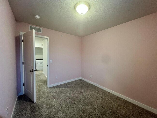 Building Photo - 3045 125th Ln NE