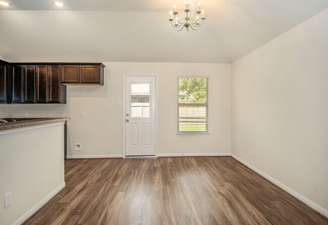 Building Photo - 13006 Lazy Ln