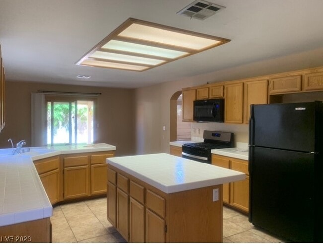 Building Photo - 8112 Sunset Mill Dr