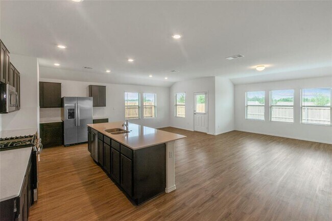 Building Photo - 138 Esparza Dr