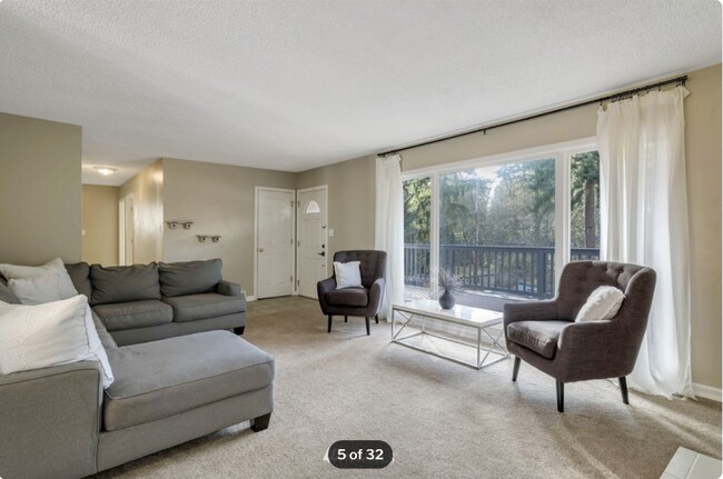 Building Photo - 37110 5th Ave SW