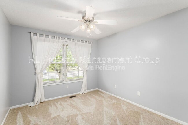 Building Photo - 8850 Juneberry Rd