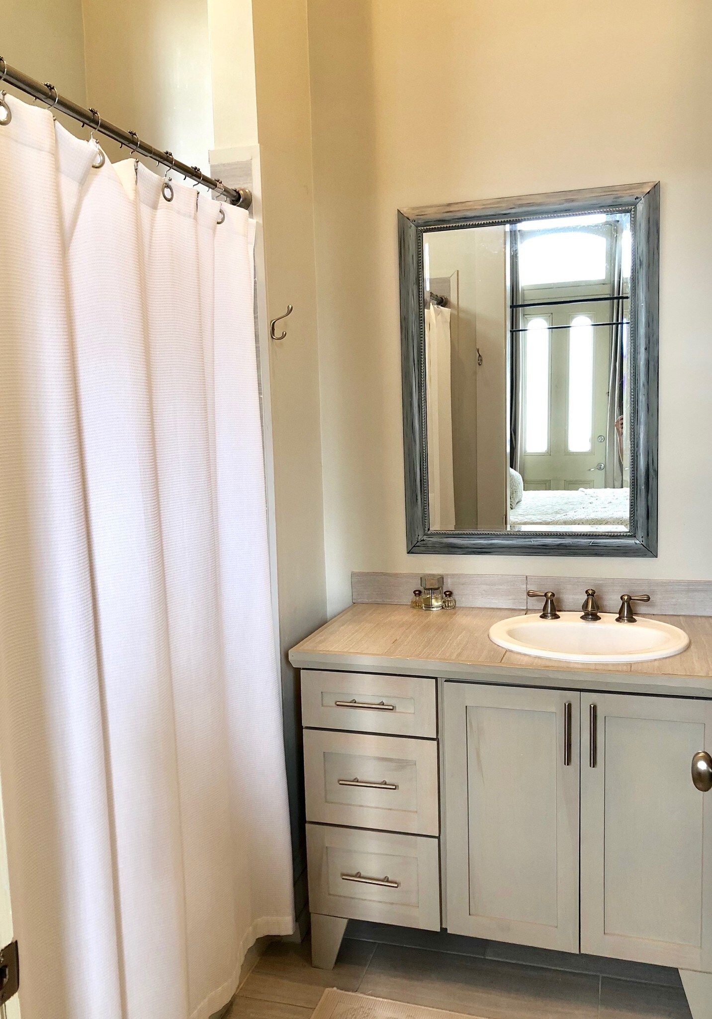 Building Photo - 1305 Peniston St